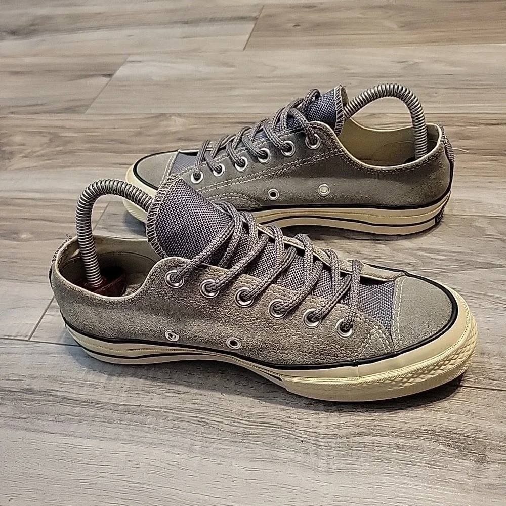 Converse All Star Canvas Sneakers  Size 5.5 Mens 7.5 Womens  Gray Suede #162376C